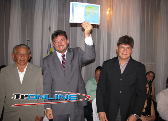 Entrega de titulo de cidadania Itainopolense ao vice-governador Wilson Martins (PSB)