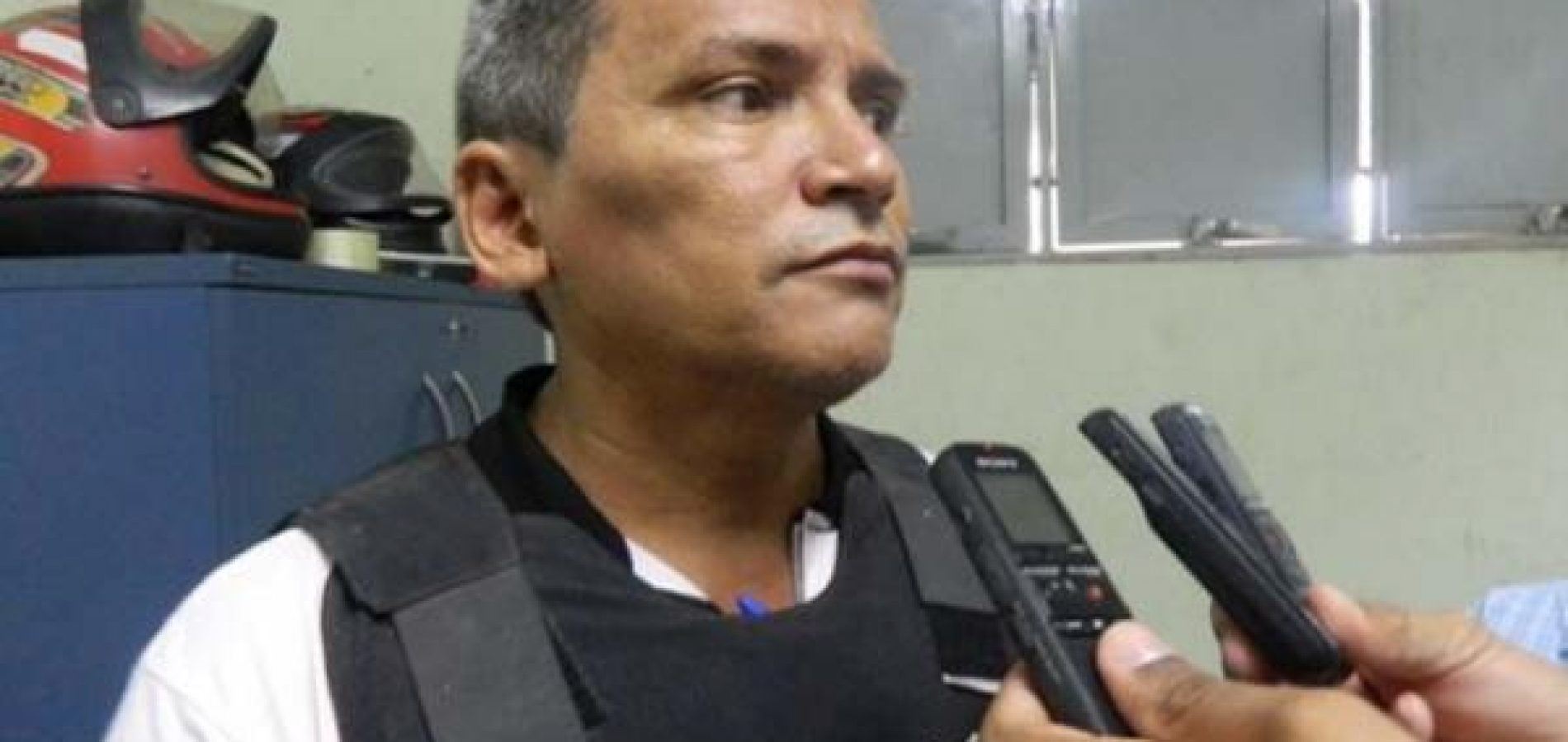Escrivão da Civil de Picos é preso em flagrante ao roubar pneus de veículo apreendido