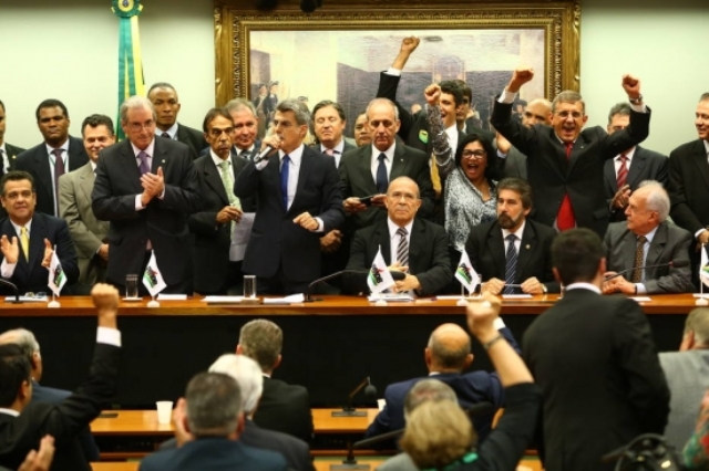 PMDB rompe com o governo Dilma Rousseff