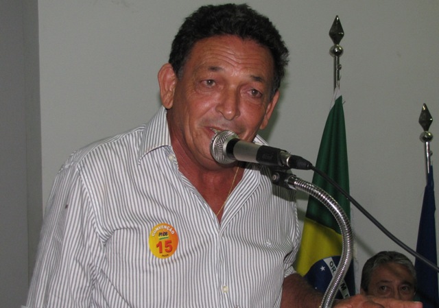 Gil Paraibano deixa PMDB e anuncia apoio a Wellington Dias