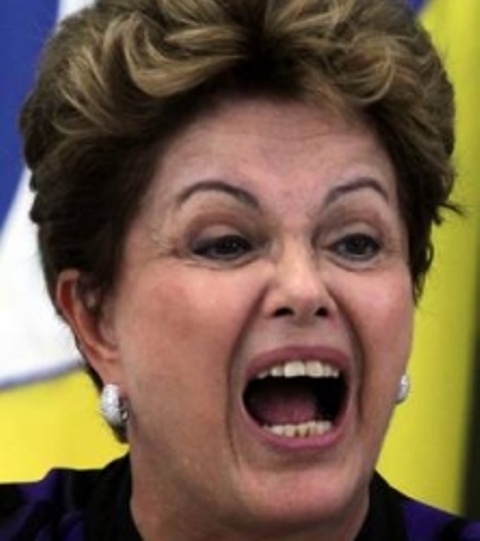 Comissão aprova relatório contra Dilma
