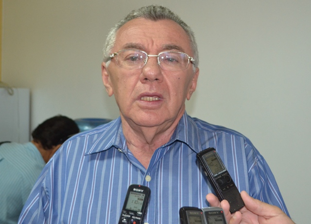 Kléber diz que não participou da decisão de Zé Filho em apoiar Aécio Neves 