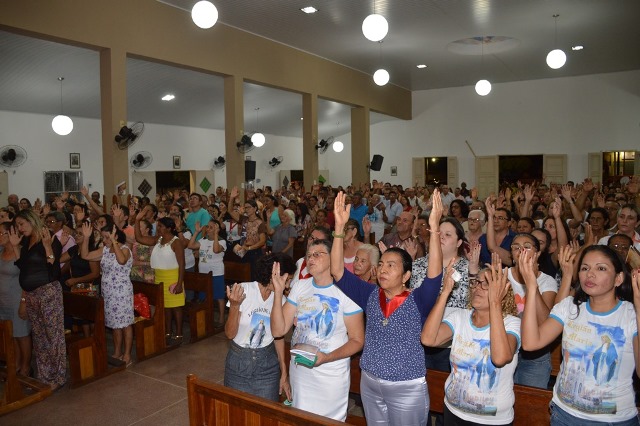 Comunidade católica de Picos celebra 34ª Festa de São Francisco 