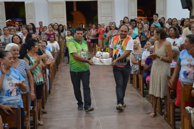 Picoenses celebram 35 anos de criação da Paróquia do Junco
