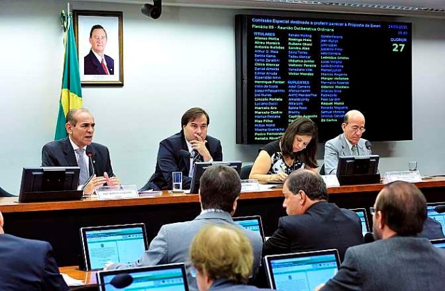 Marcelo Castro propõe votação mínima para deputados e vereadores
