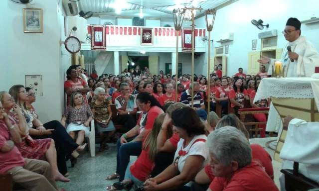 Comunidade católica celebra Festa do Sagrado Coração de Jesus em Picos