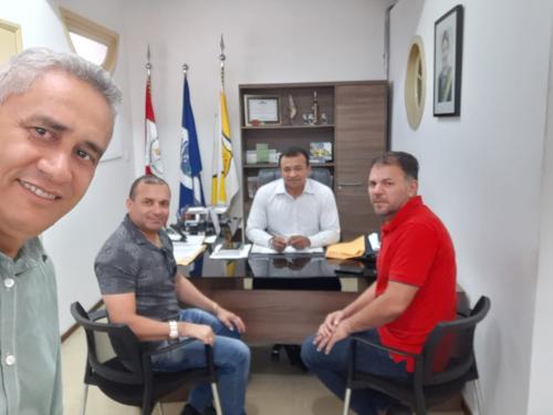 Zomim se reúne com deputados Fábio Abreu e Carlos Augusto e solicita recursos para cidade de Picos
