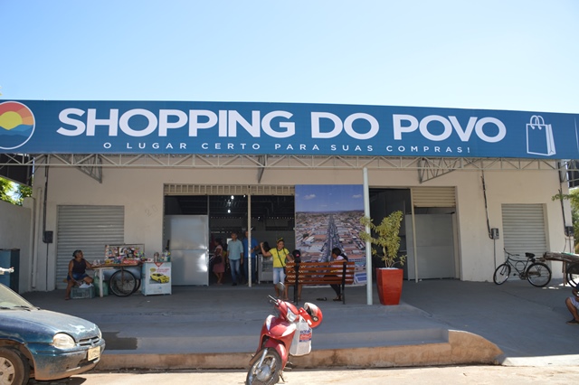 Picos ganha seu primeiro Shopping Popular