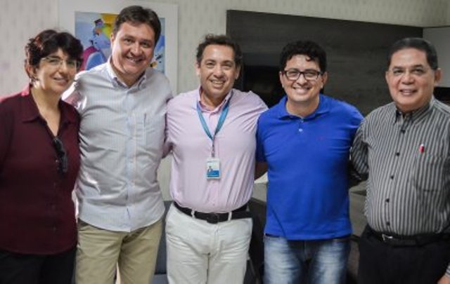 Secretário visita empresa referência em tecnologia