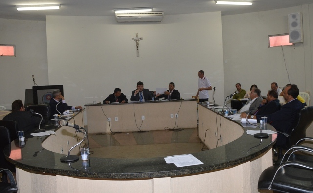 Câmara de Vereadores aprova orçamento de Picos para 2017