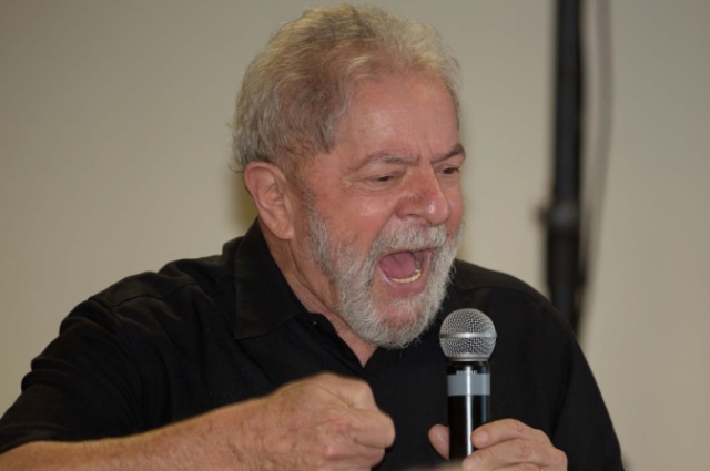 Maioria dos brasileiros defende a prisão de Lula