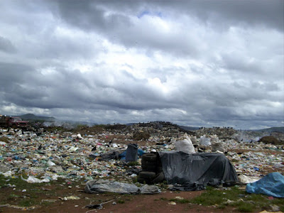 Prefeitura de Picos e o lixão, sua melhor opção!