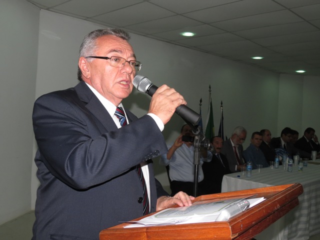 Prefeito de Picos reúne secretariado para traçar diretrizes de governo