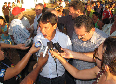 Governador visita Picos e municípios vizinhos
