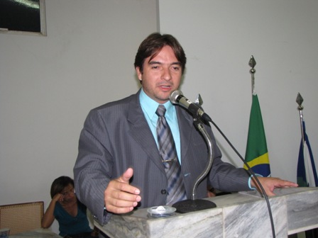 “Gil apóia a candidatura de Iata a presidência da câmara”, diz Belê