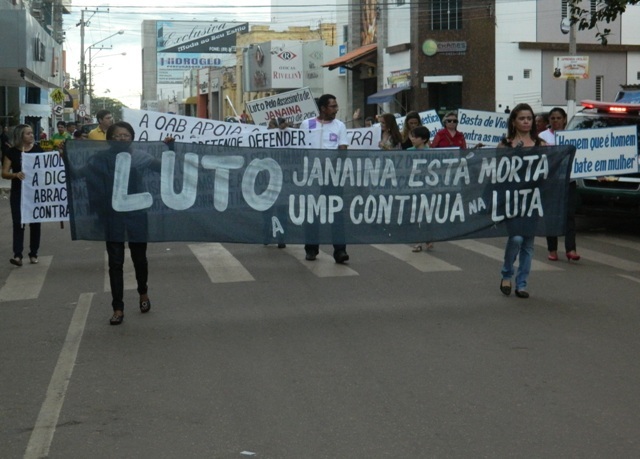 Caminhada encerra atividades alusivas a Semana da Mulher em Picos
