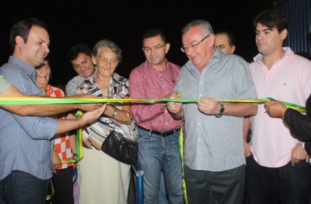 Prefeito Kleber inaugura ginásio poliesportivo do bairro Belo Norte 