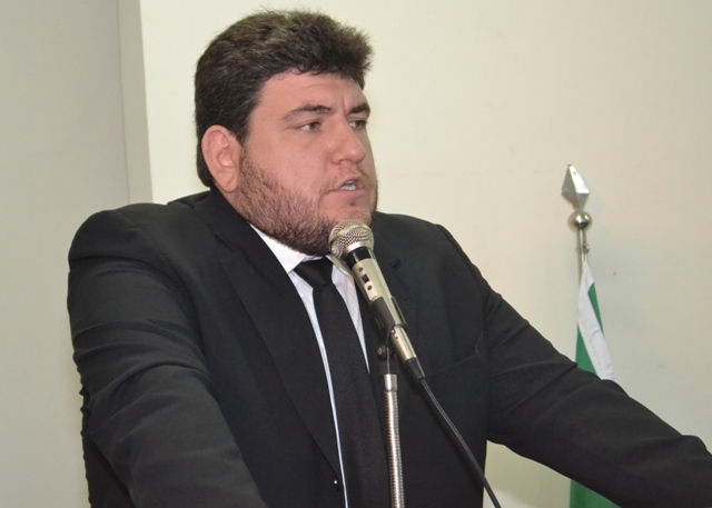 Presidente da Câmara de Picos confirma candidatura a reeleição 