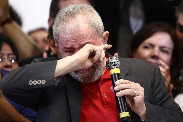 Ministério Público Federal denuncia Lula por cinco crimes