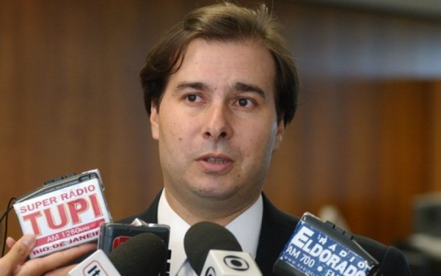 Rodrigo Maia é eleito presidente da Câmara dos Deputados 