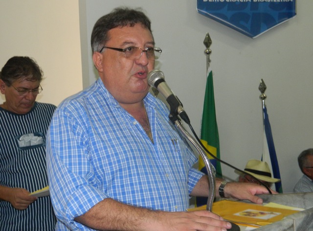 Carlos Luís disputará vaga na Câmara Federal