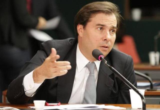 Rodrigo Maia eleito novo presidente da Câmara