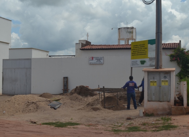 Governo retoma obra de UTI do Hospital Regional de Picos