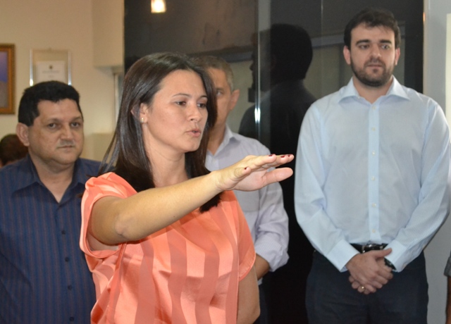 Dalva Mocó assume vaga na Câmara e assegura apoio ao prefeito Kléber