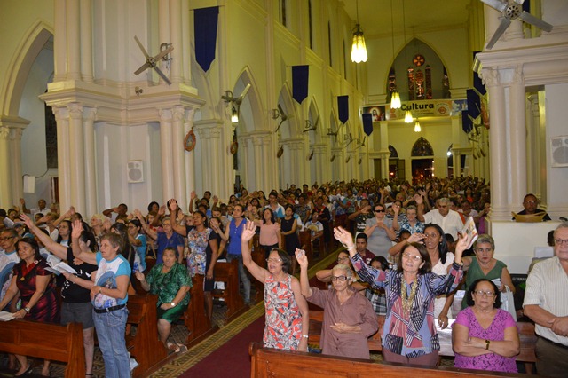 Picoenses celebram 166 anos de devoção a sua Padroeira