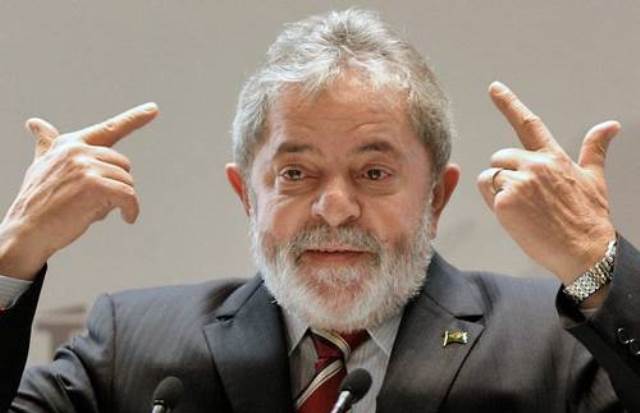 Advogada quer impedir Lula de receber título honorífico na UFPI