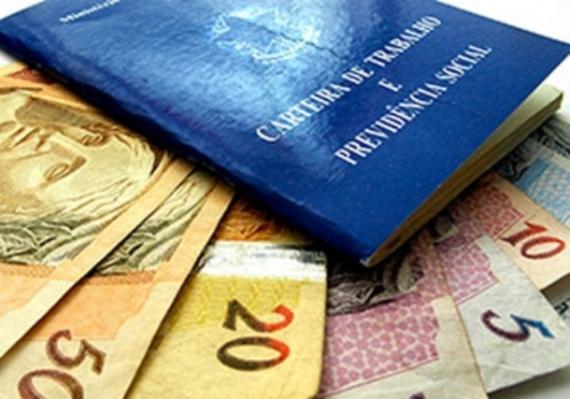 Salário mínimo será R$ 880 a partir de janeiro