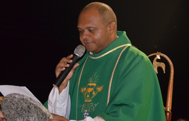 Padre Adalto assume Paróquia de Betânia do Piauí