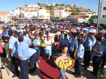 Festa da Padroeira reúne multidão de fieis em Picos 