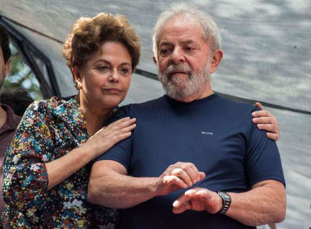 Juiz federal abre ação penal contra Lula e Dilma