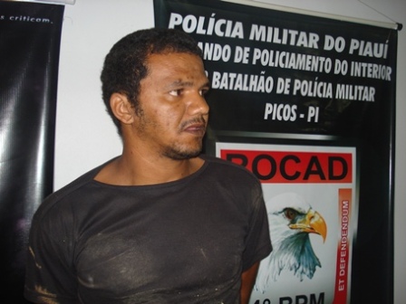 Polícia prende acusado de tráfico em assentamento de Santo Antônio de Lisboa