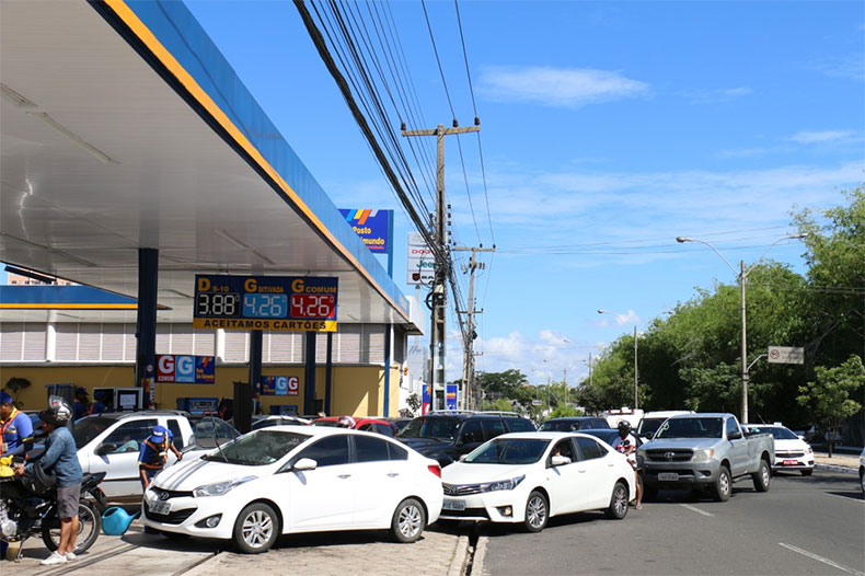 Petrobras reajusta preço da gasolina e do diesel a partir desta 3ª