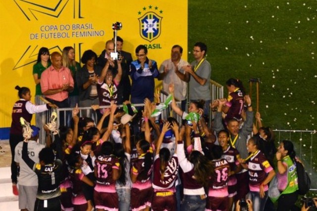 Ferroviária é a campeã da Copa do Brasil de Futebol Feminino 2014