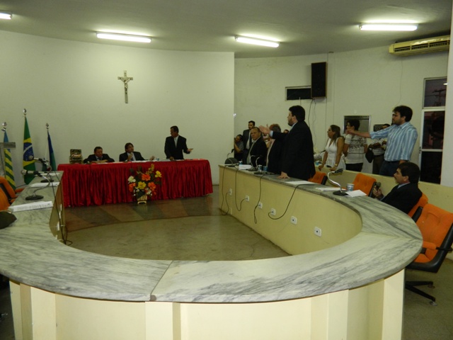 Câmara de Picos aprova moção de repúdio contra o prefeito Gil Paraibano