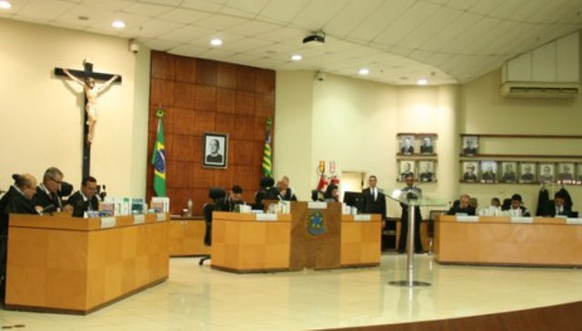 TRE cassa mandato da metade dos vereadores de Valença do Piauí
