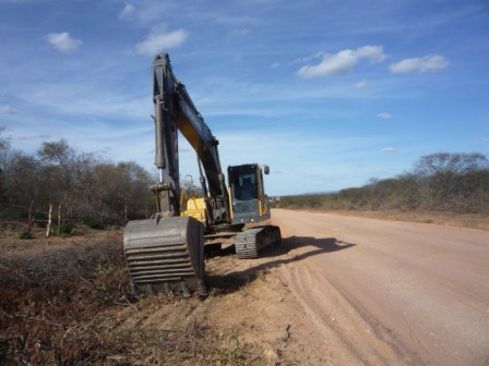 Iniciada obra de asfaltamento da  estrada que liga Belém a Jaicós