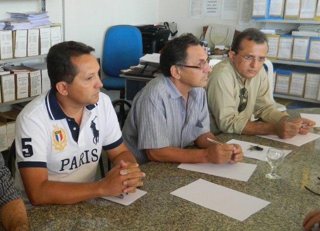 Prefeito de Picos Gil Paraibano nomeia a equipe de transição
