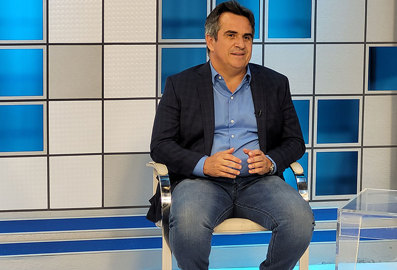 Ciro descarta ser vice na chapa de Bolsonaro: 'me comprometi em ficar'