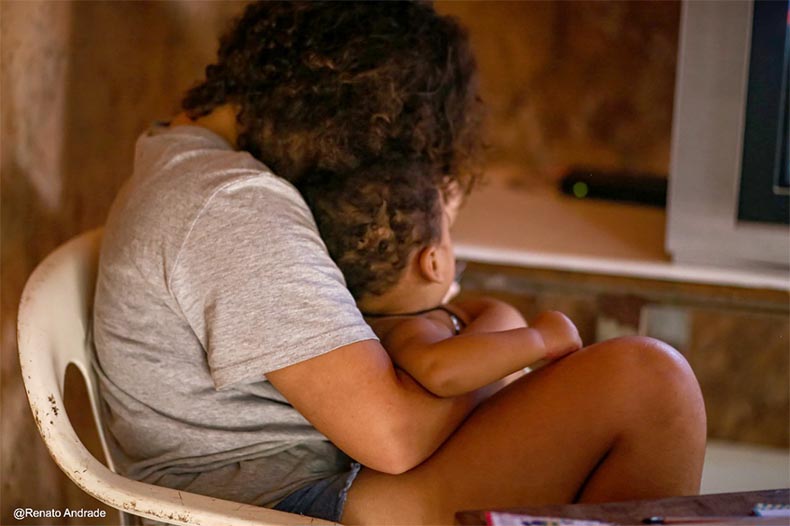 No Piauí, menina estuprada aos 10 vira mãe, abandona escola e recusa terapia