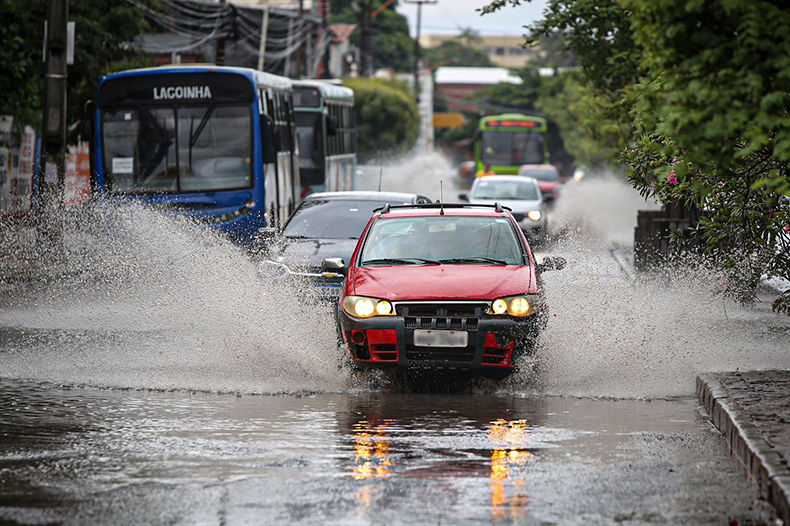 Inmet emite alertas de chuvas intensas para mais de 200 municípios do Piauí