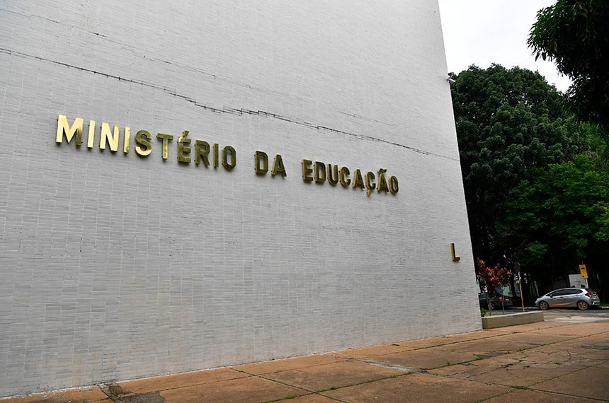 Confúcio Moura quer saber critérios do governo para escolha de membros do CNE  Fonte: Agência Senado
