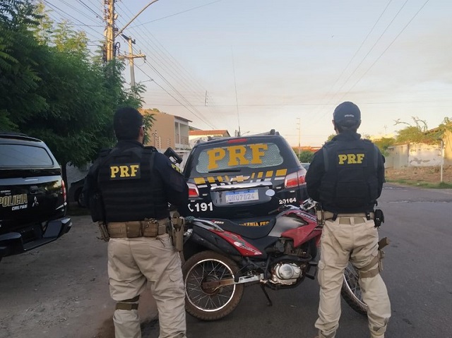 Homem acusado de Receptação é preso pela PRF com motocicleta roubada na BR-020
