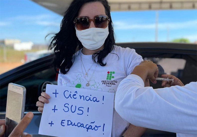 São Raimundo Nonato é o 1º município do Piauí a vacinar professores contra a Covid