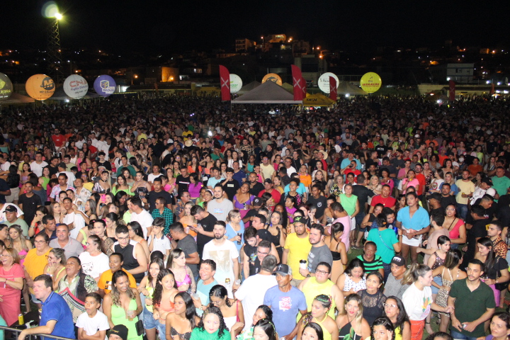 Banda Pilera, Bell Marques e Parangolé agitam prévia carnavalesca em Picos