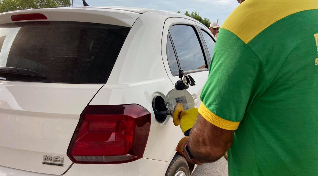Donos de postos apontam queda de até 35% na venda de gasolina no Piauí