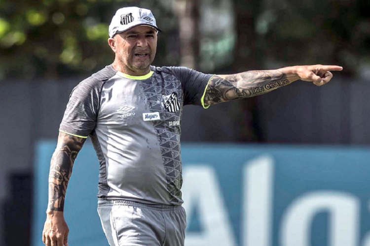 Santos anuncia pedido de demissão do técnico Jorge Sampaoli